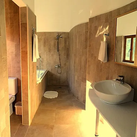 Alen D'aragon Летний дом Санта-Эулалия-де-Гальего